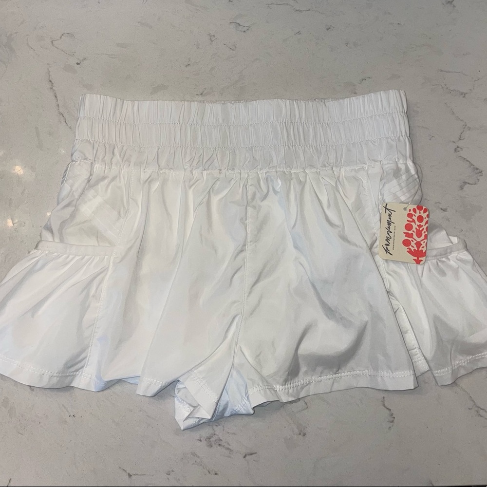 BRAND NEW Free people get your flirt on shorts